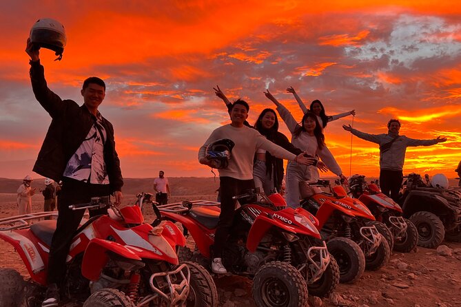Excursion en quad dans le désert d'Agafay au coucher du soleil